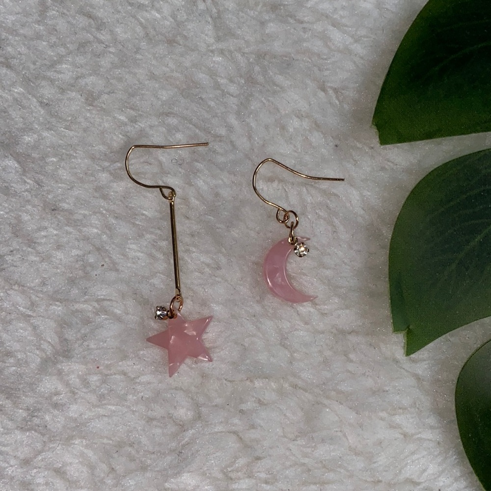 BNWT UO Pastel Pink Star and Moon Dangle Earrings